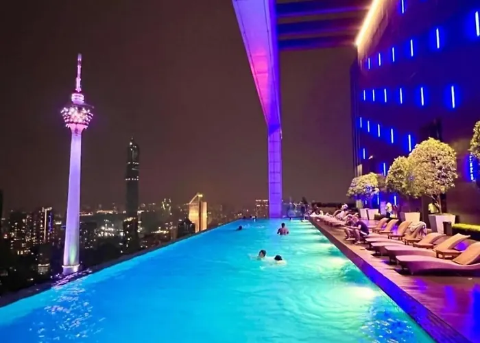 The Platinum Klcc By Infinity Pool